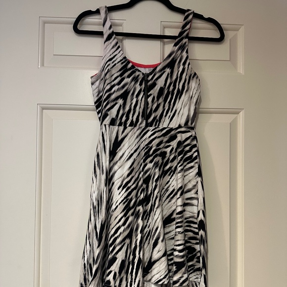 Express Zebra Print Cotton Tank Dress in size XS (Like New!) - Picture 2 of 9
